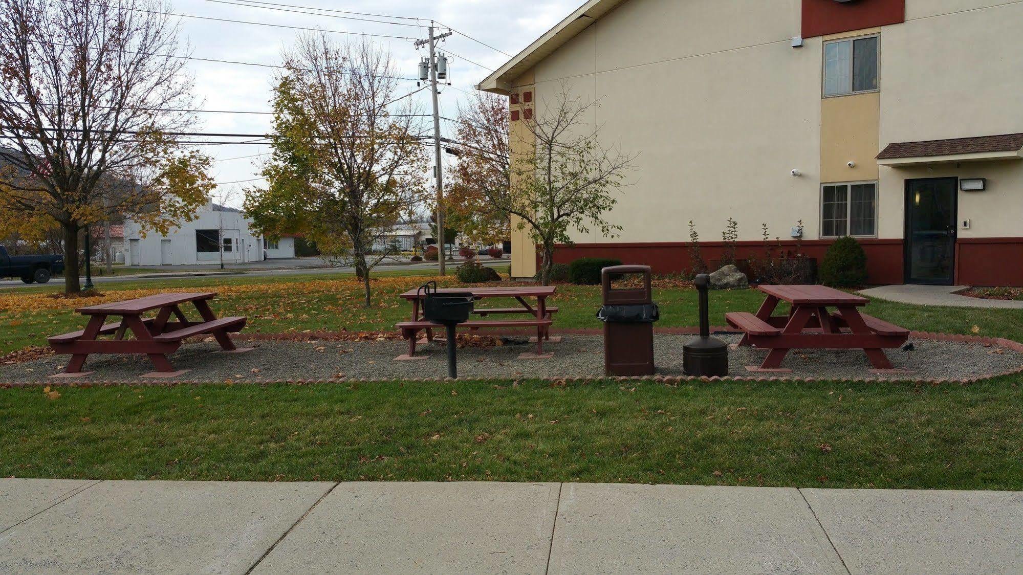 Super 8 By Wyndham Cobleskill Ny Exterior foto